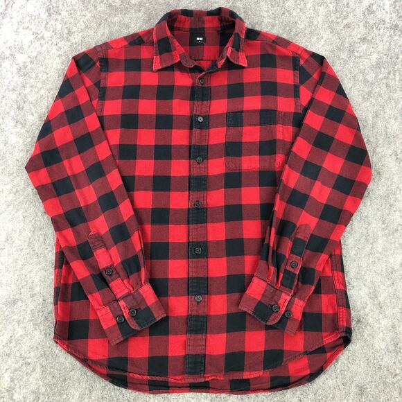 Uniqlo Button Up Flannel Mens Medium Black Red Plaid Long Sleeve Shirt Pocket - Picture 2 of 10